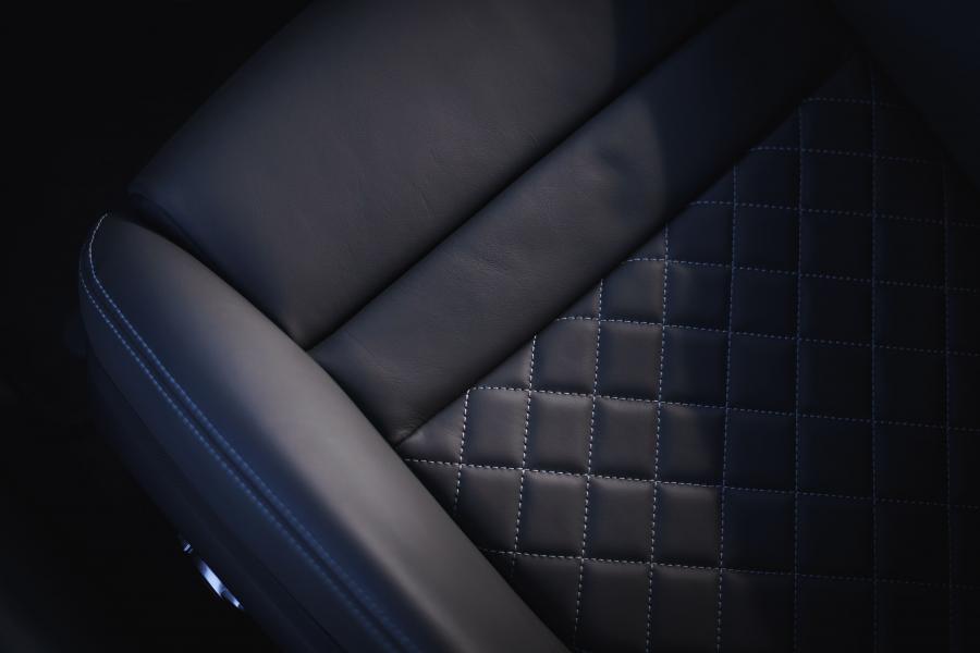 Детали интерьера Audi R8 V10 Performance 2019 года  (UK) (фото 127 из 136)